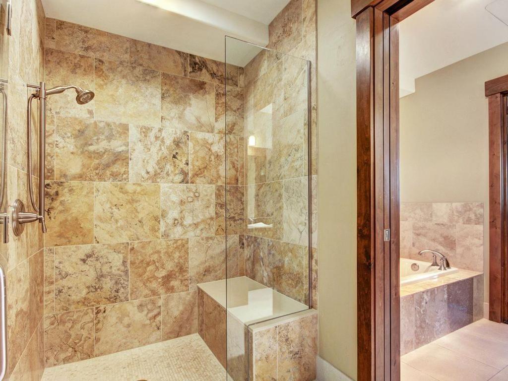 One Ski Hill Place Breckenridge Room photo